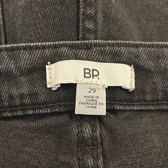 BP Black Cutoff Distressed Hem High Rise Jean Shorts Size 29 - Picture 4 of 5